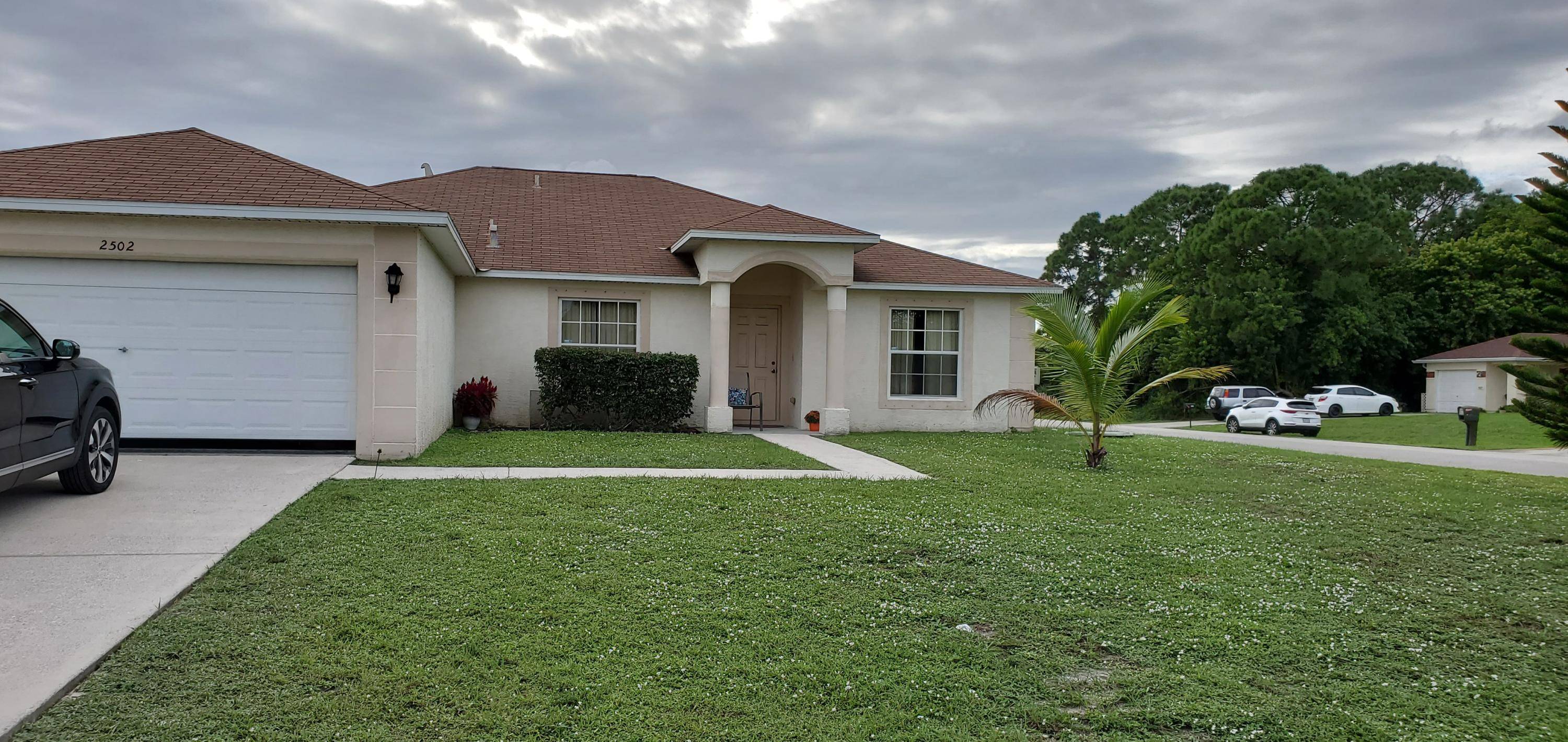 Port Saint Lucie, FL 34953,2502 SW Chestnut LN