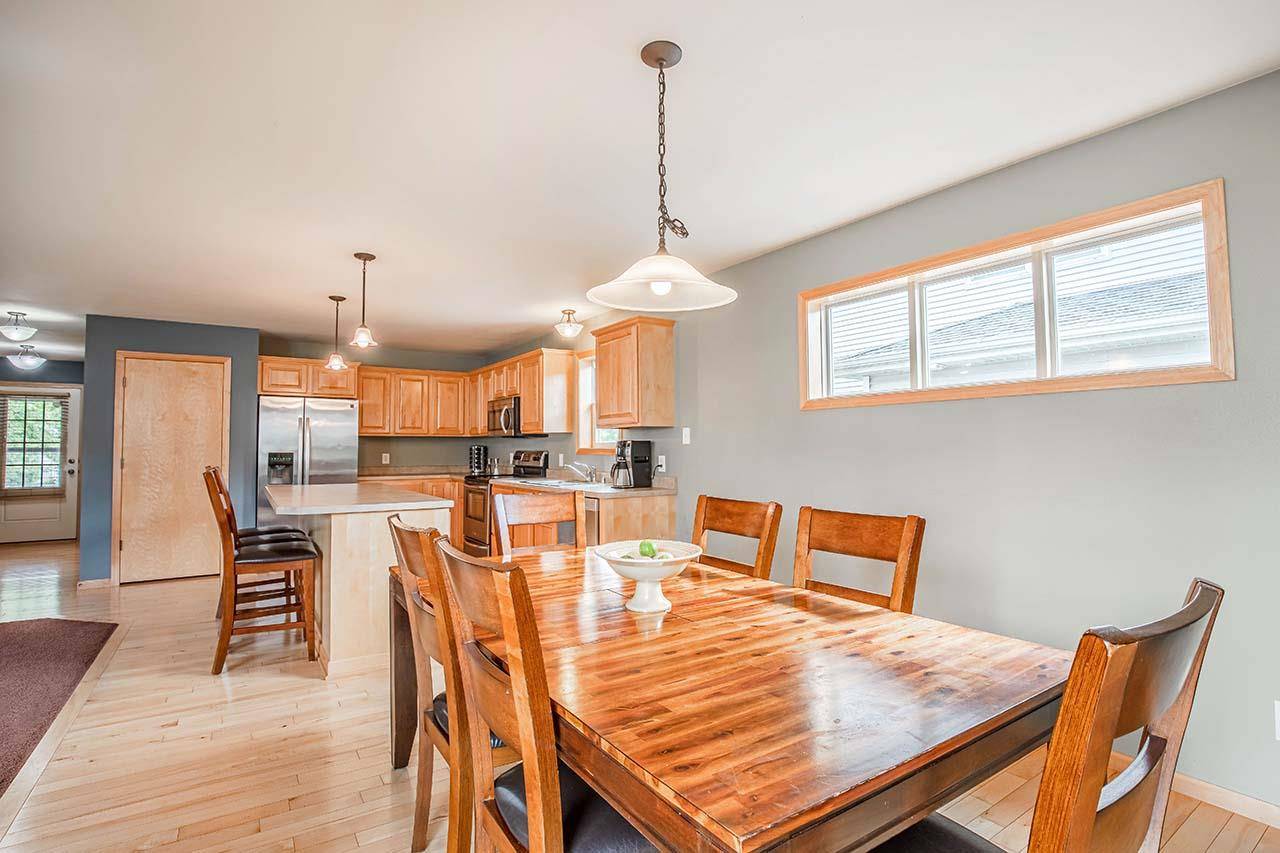 3717 FROSTED LEAF DR, Madison, WI 53719