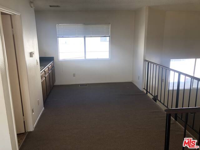 Panorama City, CA 91402,14840 PARTHENIA ST #21