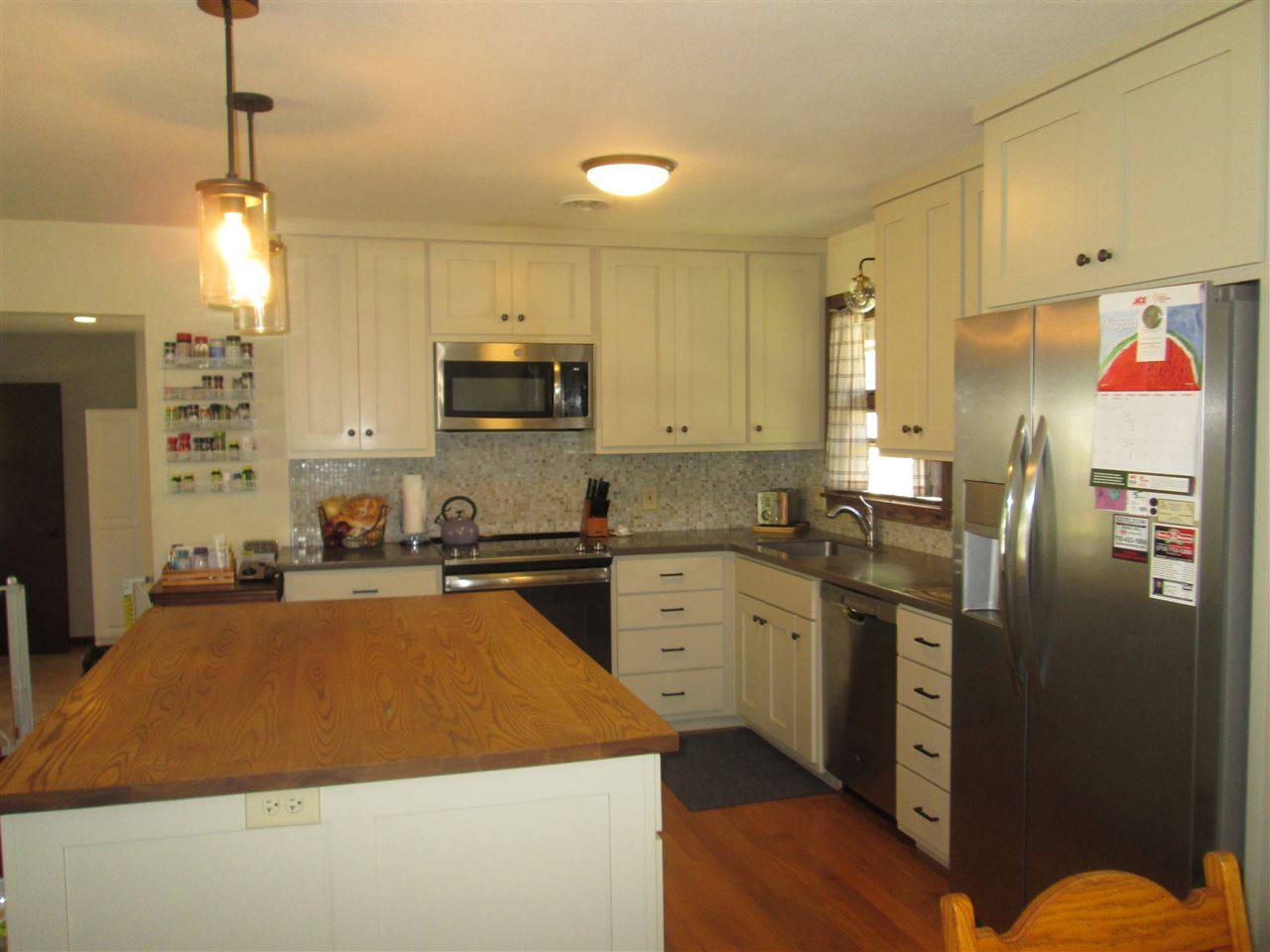 Wisconsin Rapids, WI 54494,210 Woodland Dr