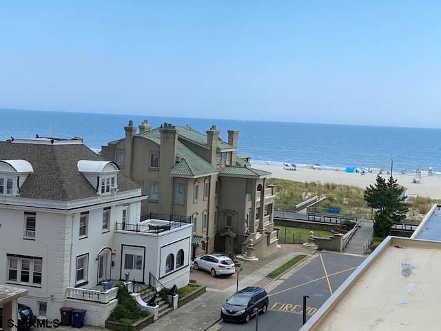 Ventnor, NJ 08406,5000 Boardwalk #308