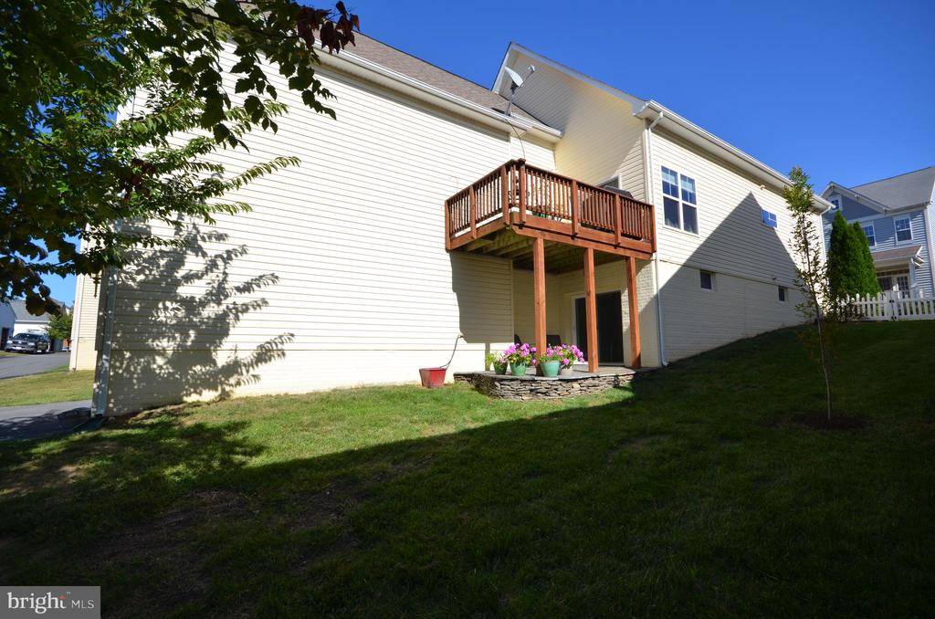 Round Hill, VA 20141,17446 LETHRIDGE CIR