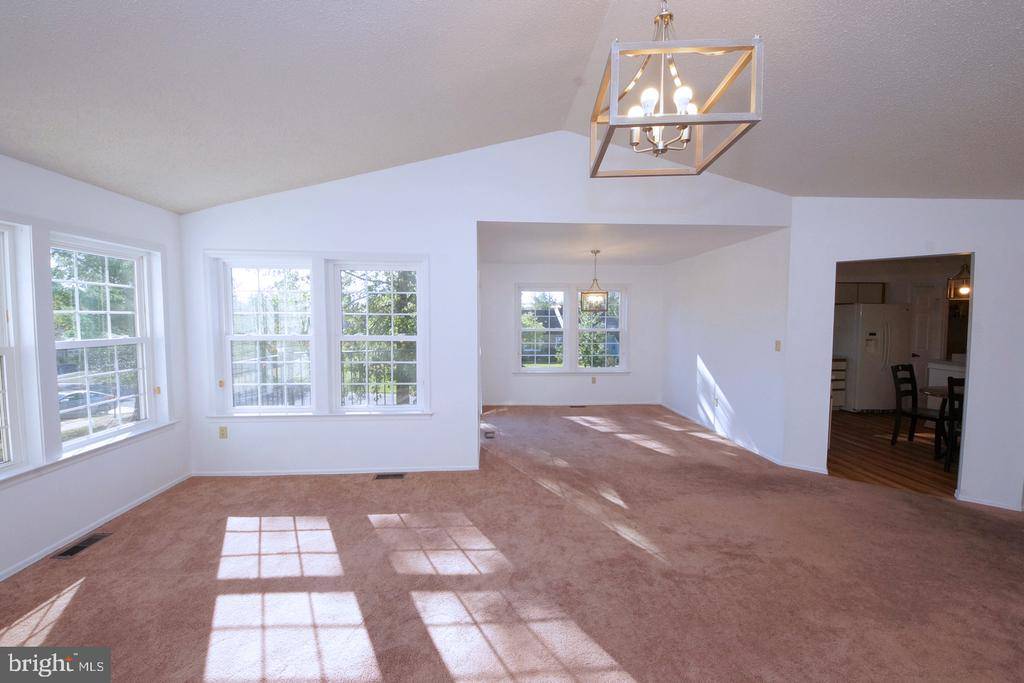 Monroe Twp, NJ 08831,59 YORKSHIRE DR #C