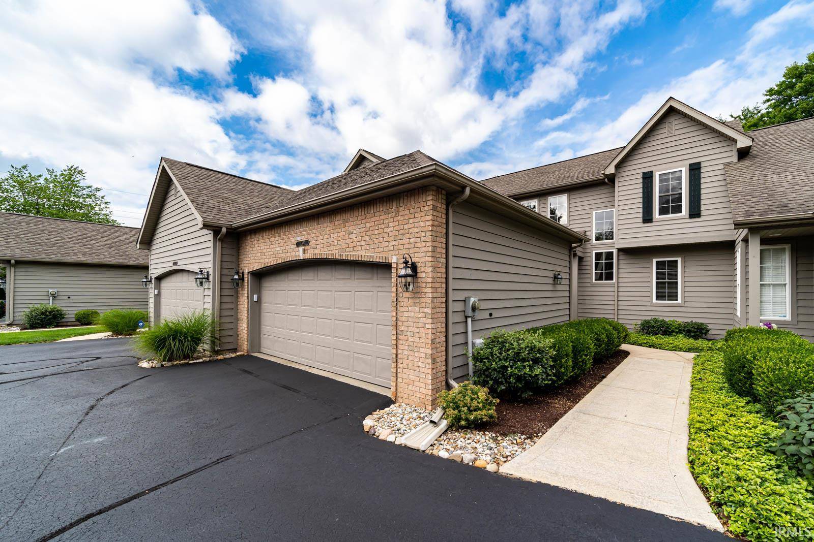 Mishawaka, IN 46545,1307 Lake Stream Court