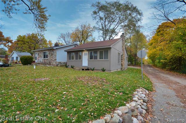 West Bloomfield Twp, MI 48324,3991 FIELDVIEW AVE