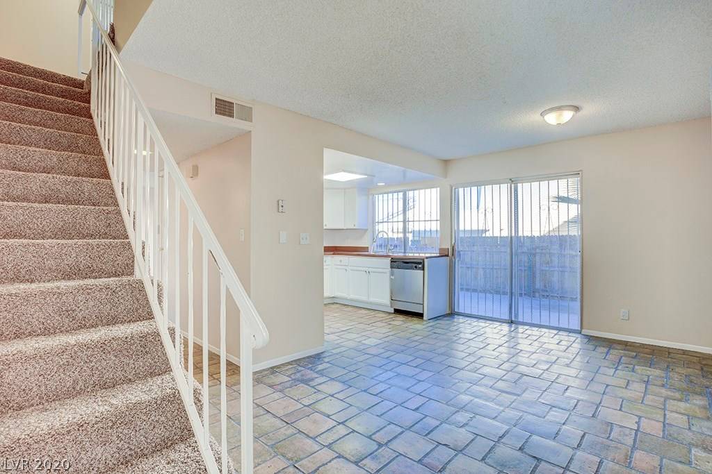 Las Vegas, NV 89119,1501 Living Desert Drive #B