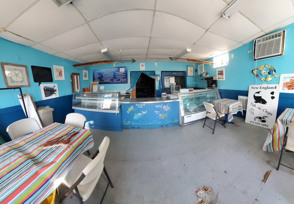 Holyoke, MA 01040,530 High St