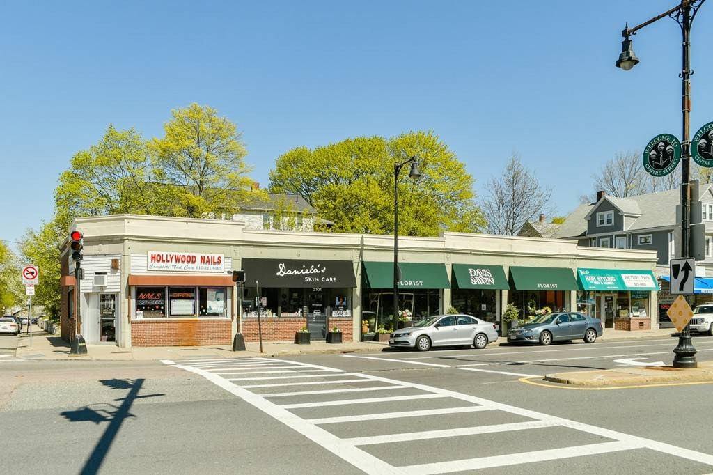 Boston, MA 02132,2093-2105 Centre St