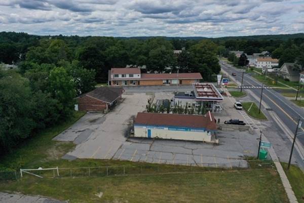 Oxford, MA 01540,233-5 Main St. & Fairlawn