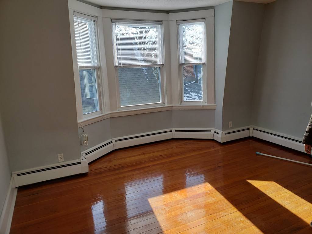 Somerville, MA 02143,34 Springfield st #3