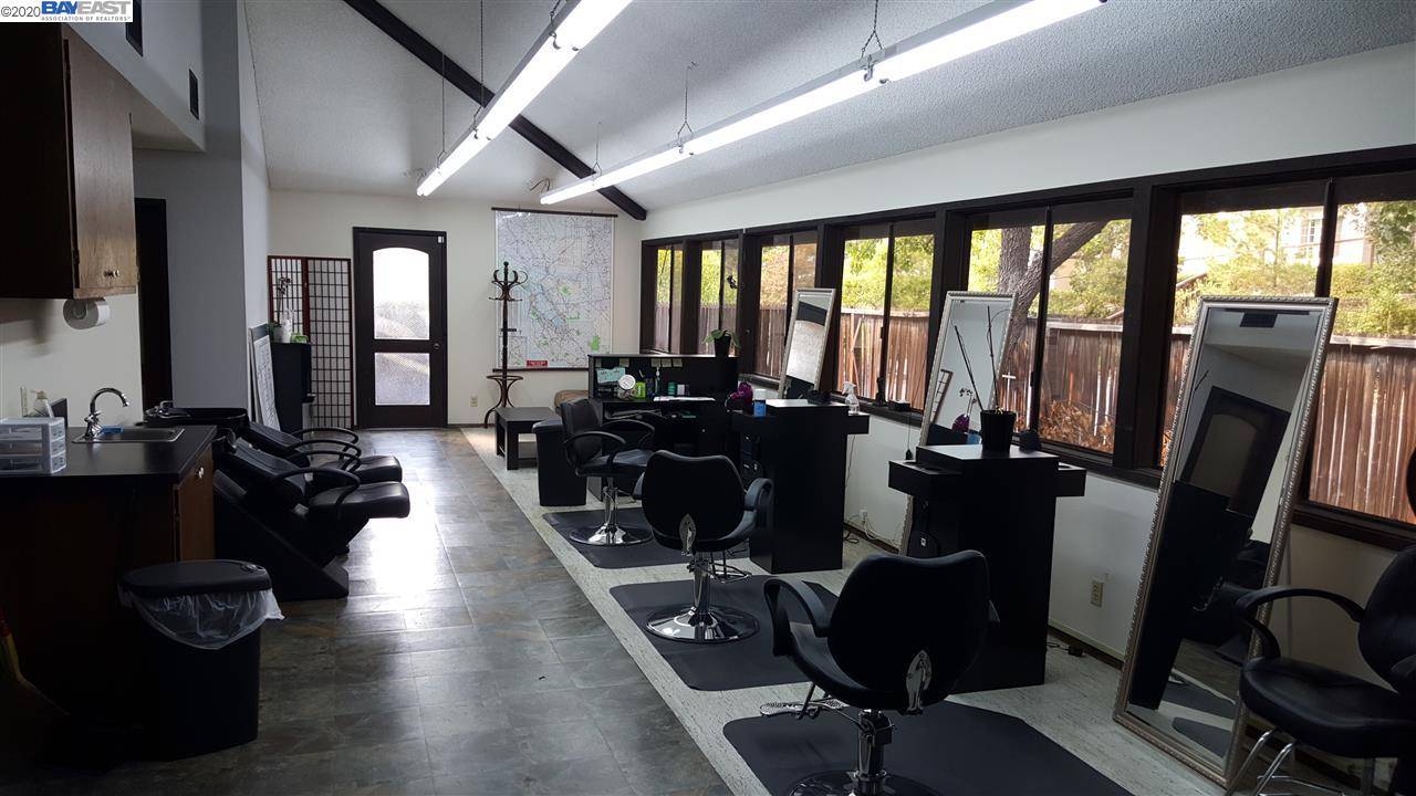 Pleasanton, CA 94566,90 Mission Dr