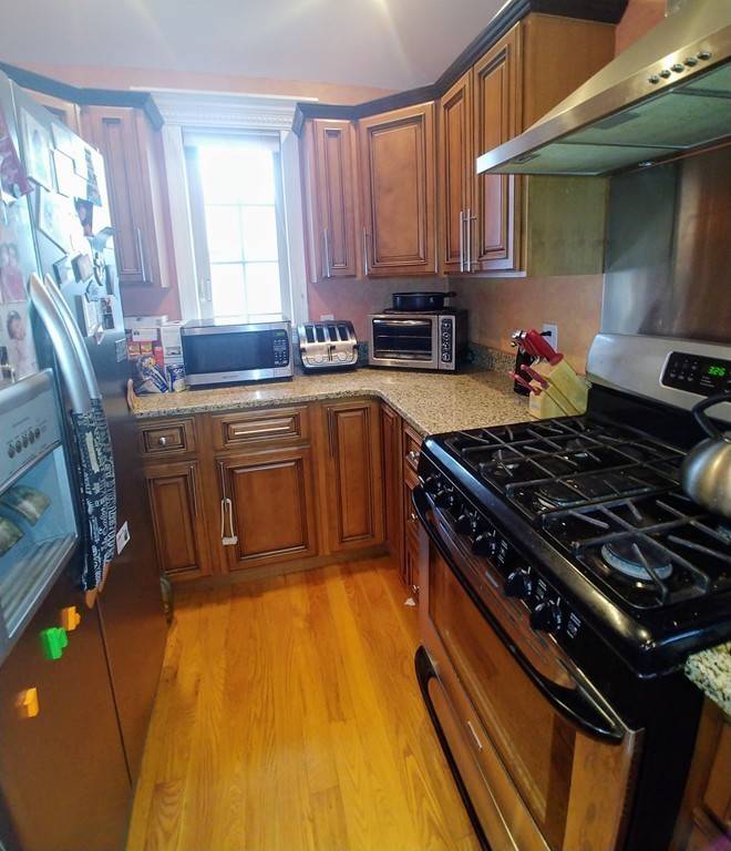 New Bedford, MA 02740,245 Brownell St