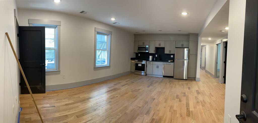 Cambridge, MA 02141,288 Columbia St #3
