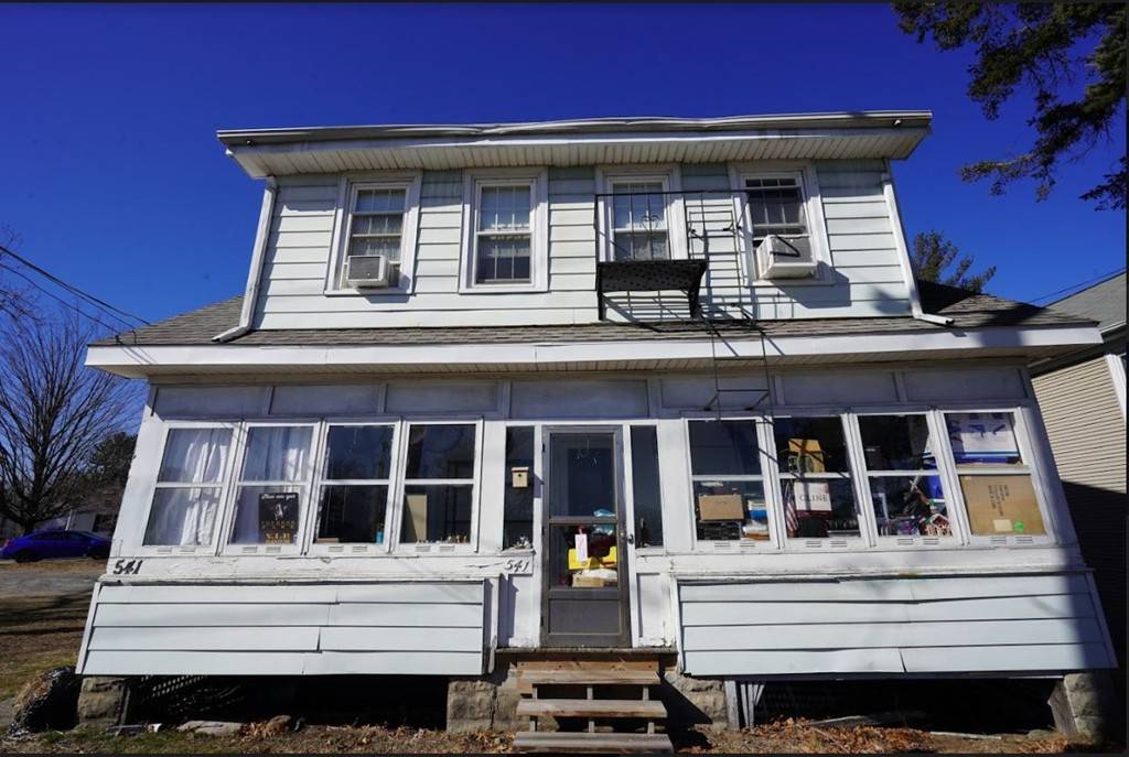 Attleboro, MA 02703,537 & 541 Washington St