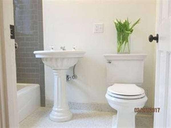 Brookline, MA 02445,38 Kilsyth #32
