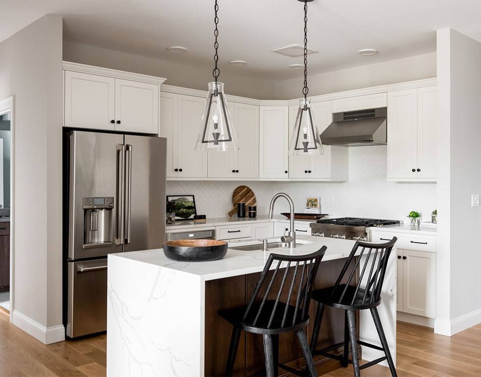 15 Revolution WAY #305, Canton, MA 02021