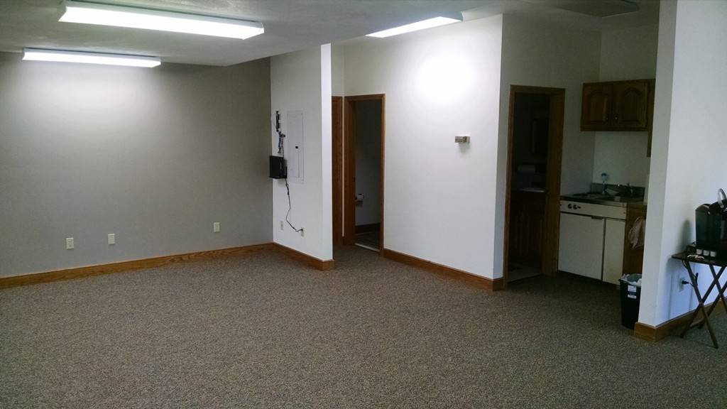 Stow, MA 01775,636 Great RD