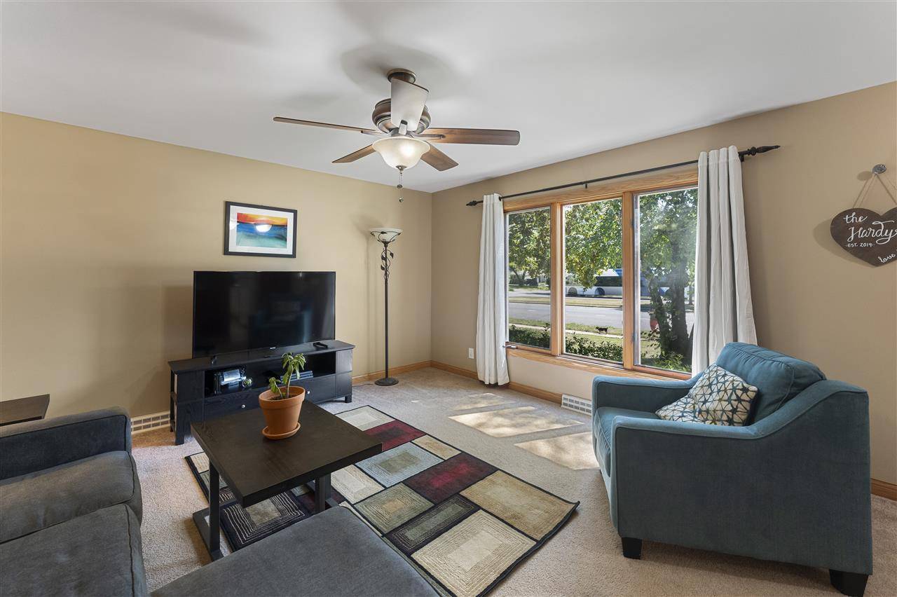 Madison, WI 53711,6006 Raymond Rd