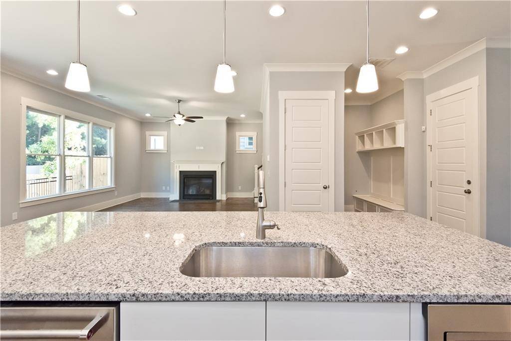 Atlanta, GA 30318,1798 Sanford DR NW
