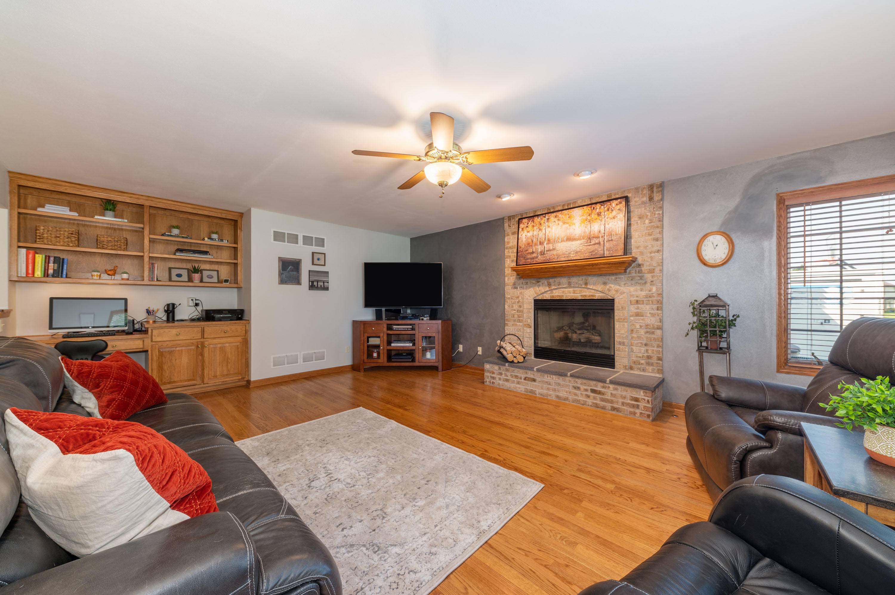 Brown Deer, WI 53223,9440 Oak Ct