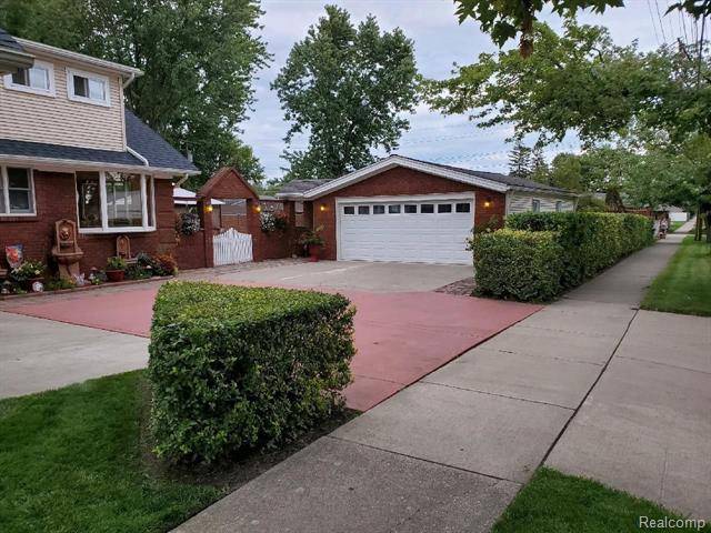 St. Clair Shores, MI 48082,30000 OAKGROVE ST