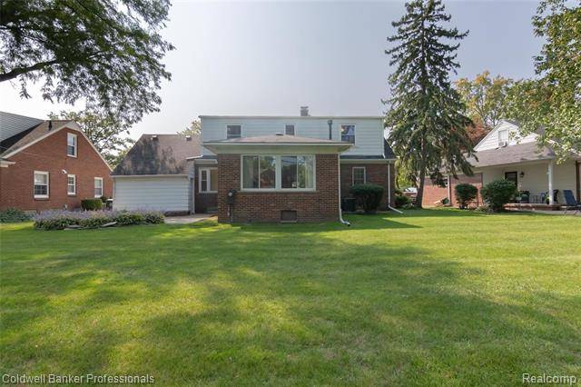 Grosse Pointe Woods, MI 48236,1170 ELFORD CRT