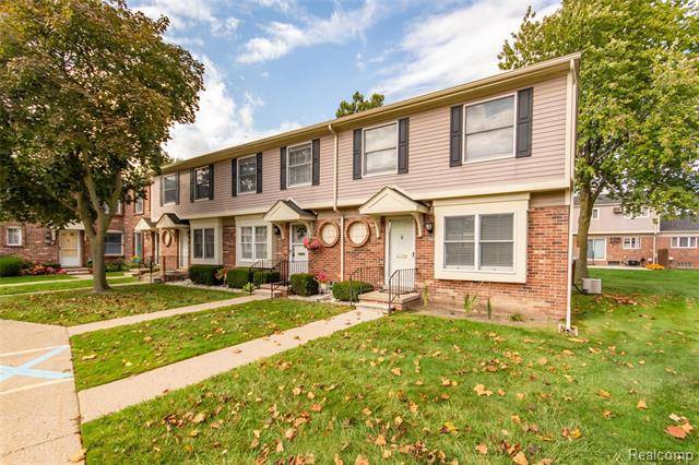 Clinton Twp, MI 48036,19967 Great Oaks Circle South