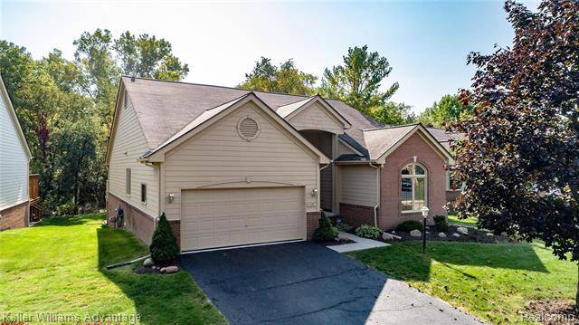 Northville, MI 48168,17254 LAKE VIEW CIR