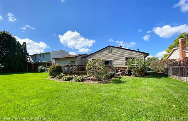 Livonia, MI 48154,16430 LEVAN RD