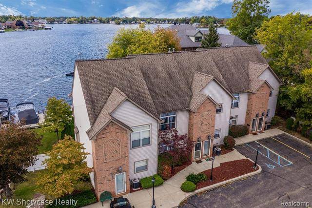 Lake Orion Vlg, MI 48362,42 PARK ISLAND DR