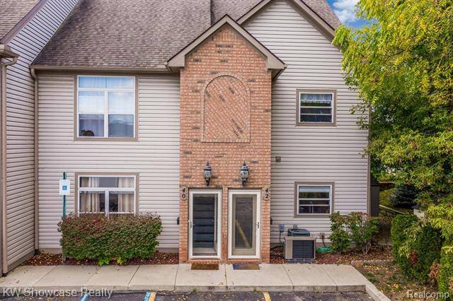 Lake Orion Vlg, MI 48362,42 PARK ISLAND DR