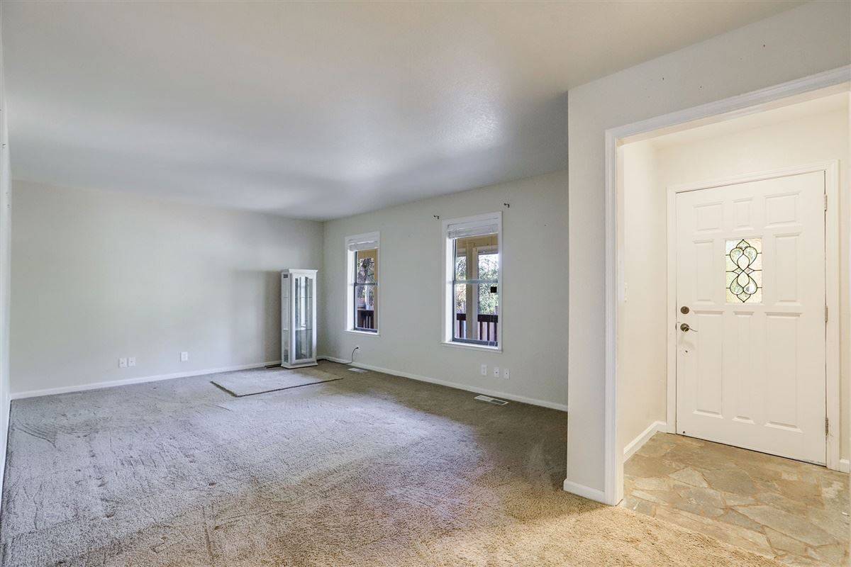 Grass Valley, CA 95949,17113 Oscar Drive