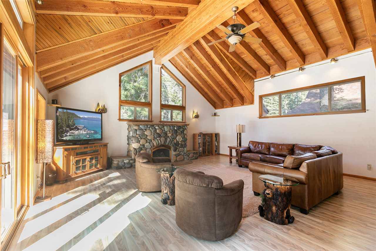 Truckee, CA 96161-3401,10571 Dogwood Street