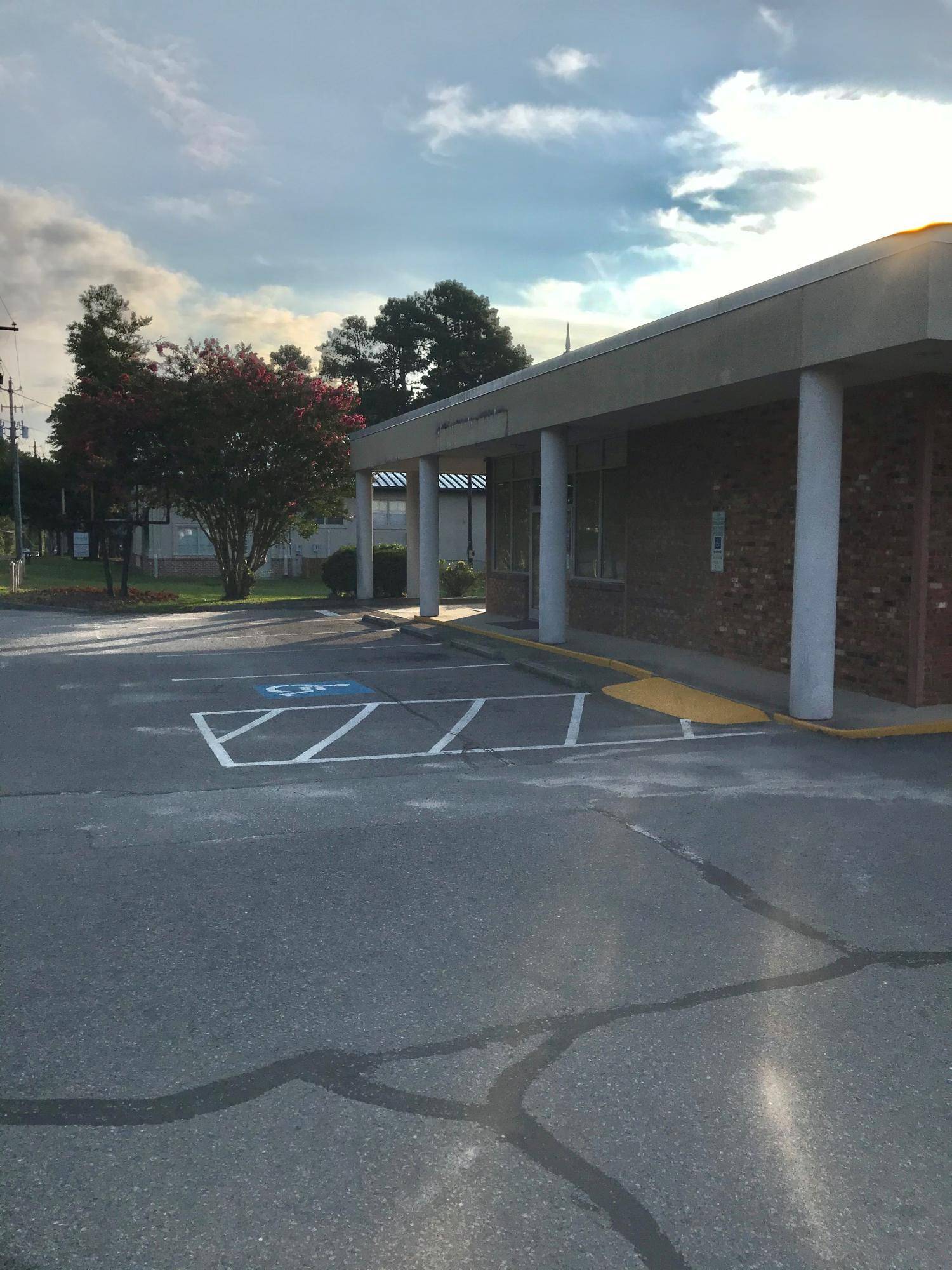 Southern Pines, NC 28387,735 S Bennett Street