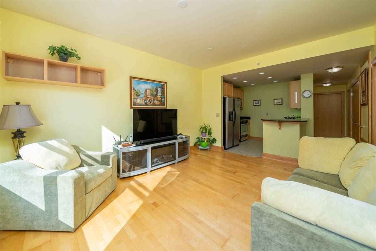 Madison, WI 53703,333 W MIFFLIN ST #1057