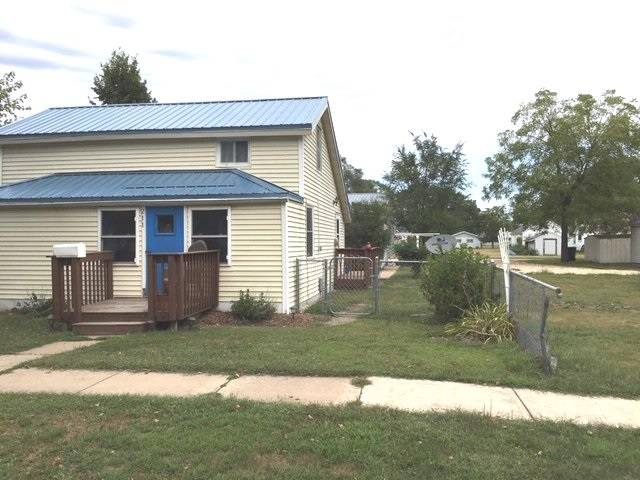 211 W Kansas St, Boscobel, WI 53805