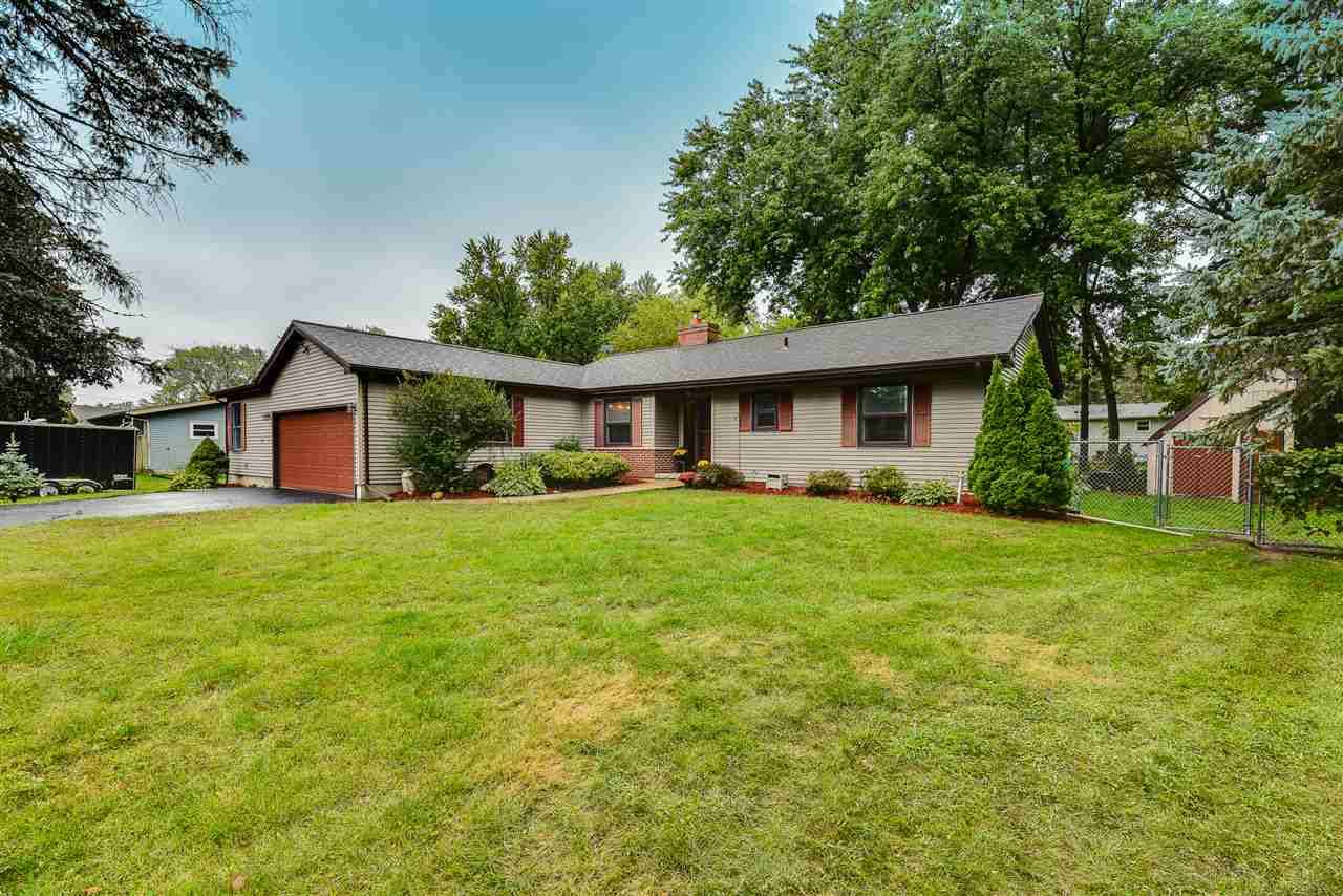 Madison, WI 53704,5525 Fieldstone Ln