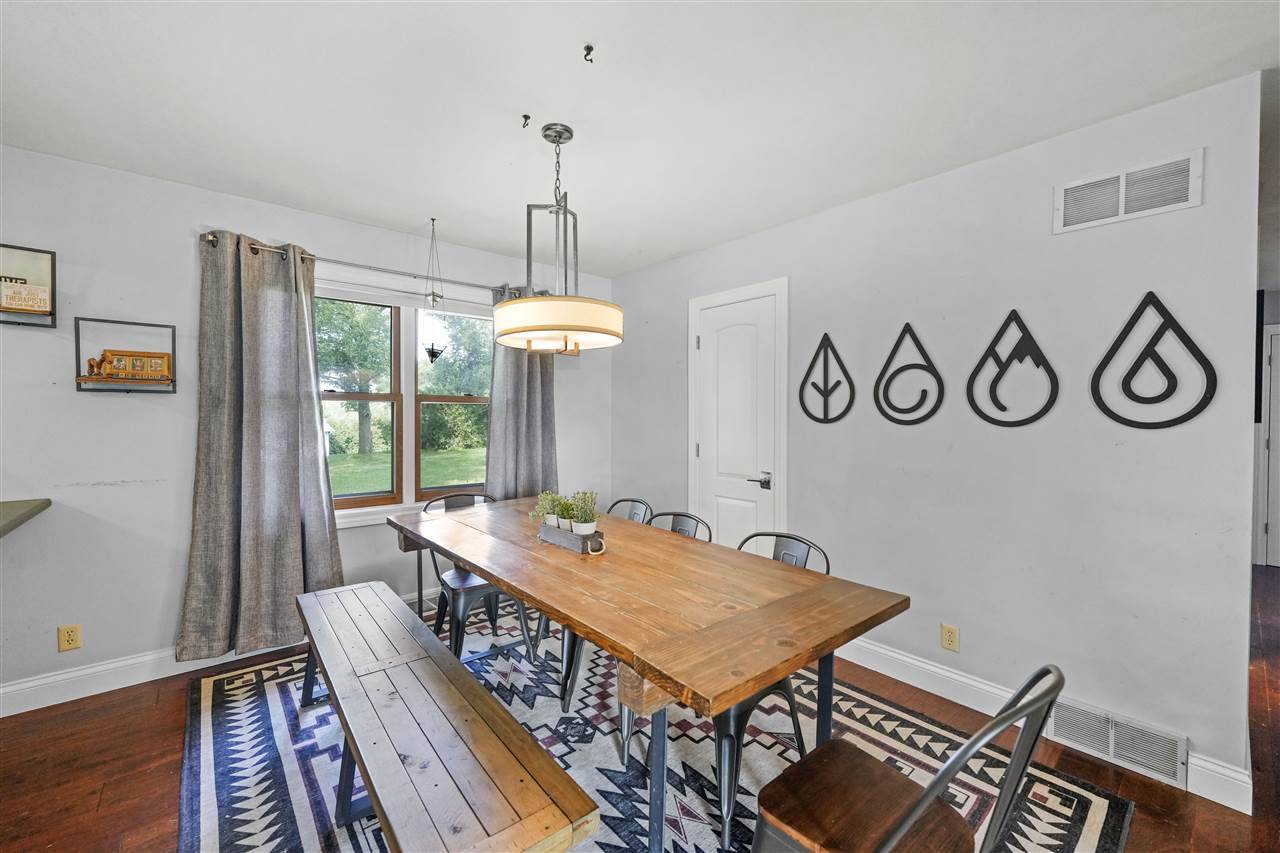 305 Lucille St, Verona, WI 53593