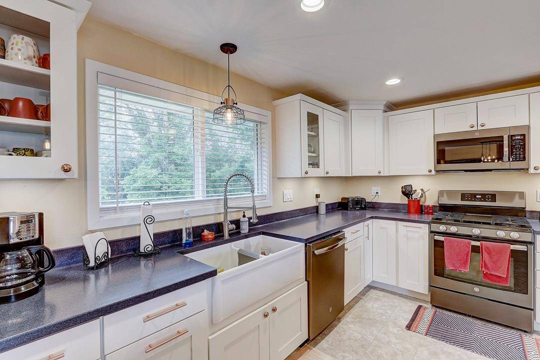 2628 Cochise Tr, Fitchburg, WI 53711