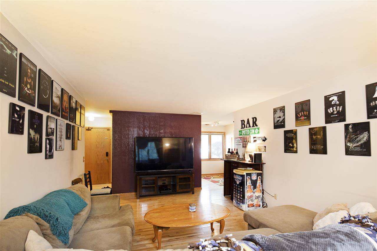 830 S Gammon Rd #1, Madison, WI 53719-1380