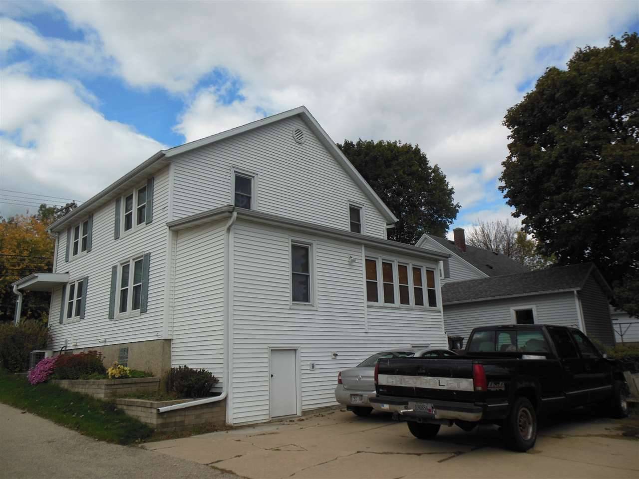 Sun Prairie, WI 53590,501 Columbus St
