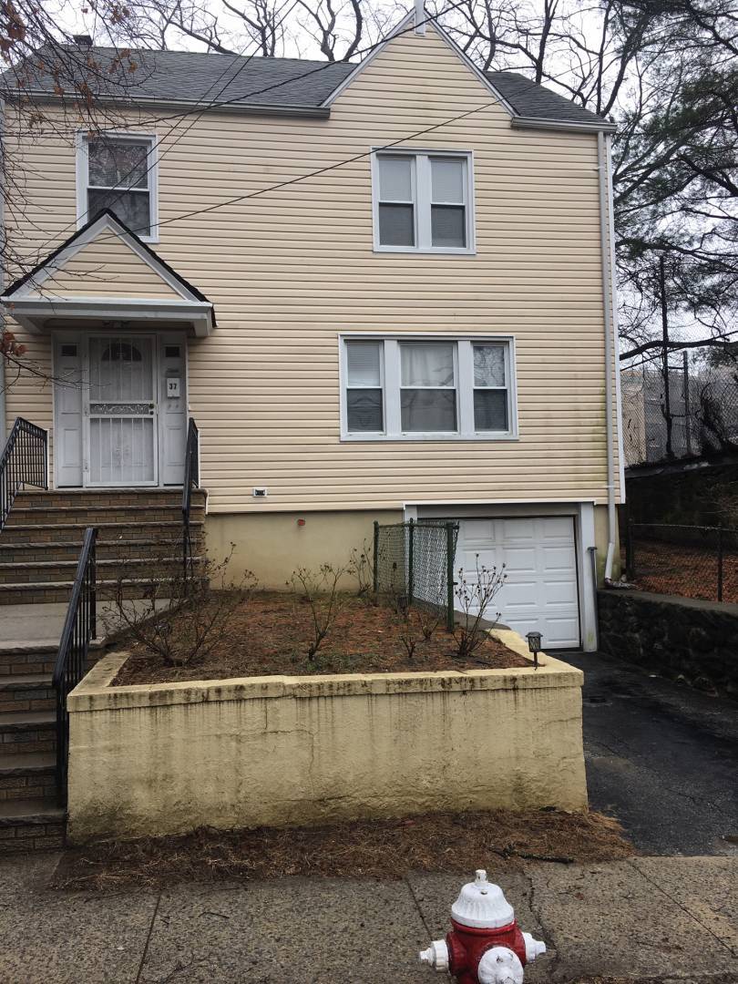 Mount Vernon, NY 10552,37 LINDEN AV
