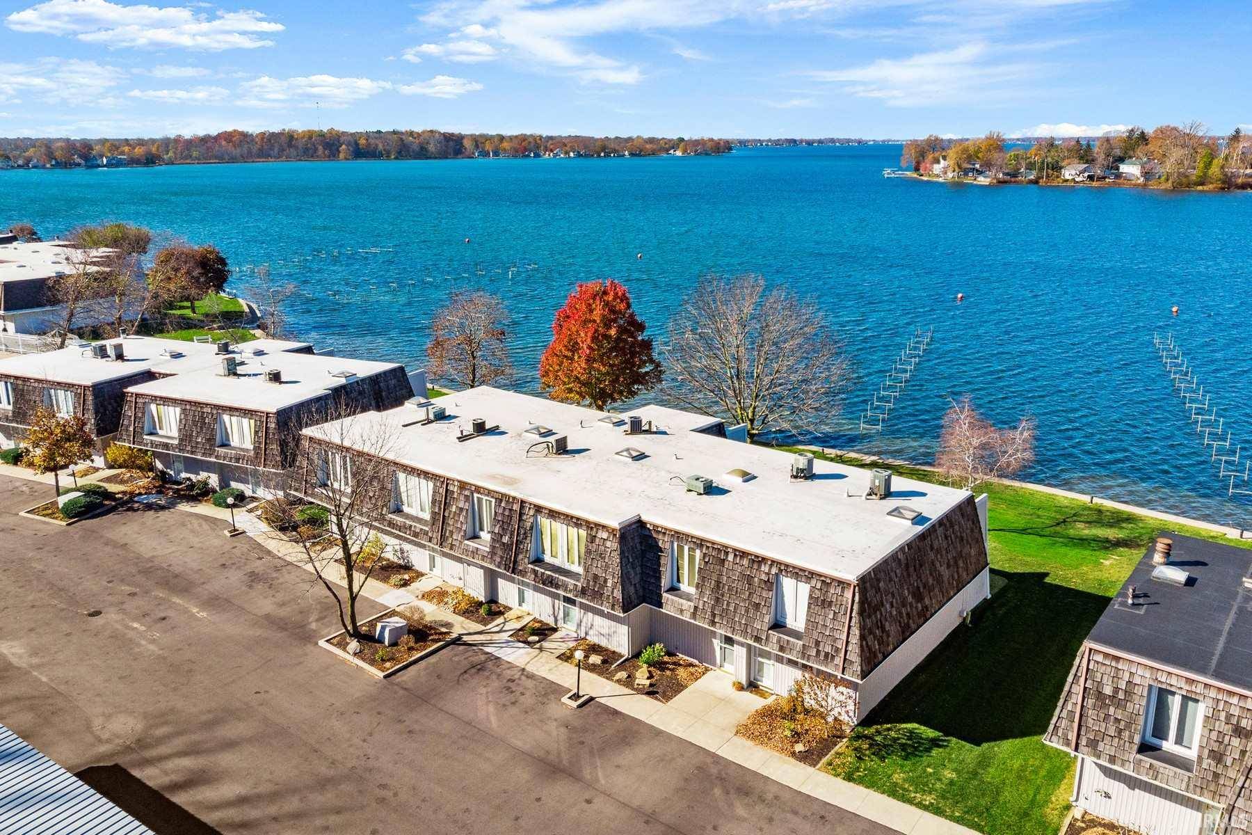 Syracuse, IN 46567,10095 N Turkey Creek Road #20