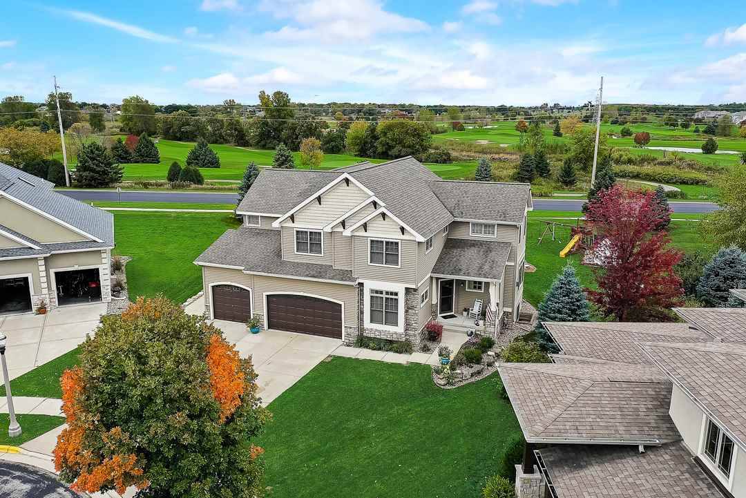 Waunakee, WI 53597,900 Sunset Bay