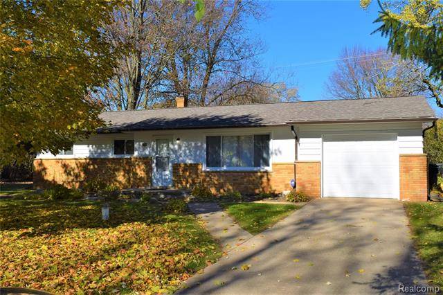 South Lyon, MI 48178,60626 Sue ST