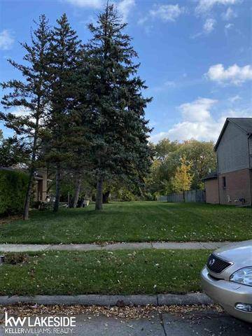 St. Clair Shores, MI 48082,29914 MAISON