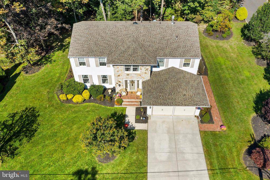 Sewell, NJ 08080,23 LAKESIDE LN