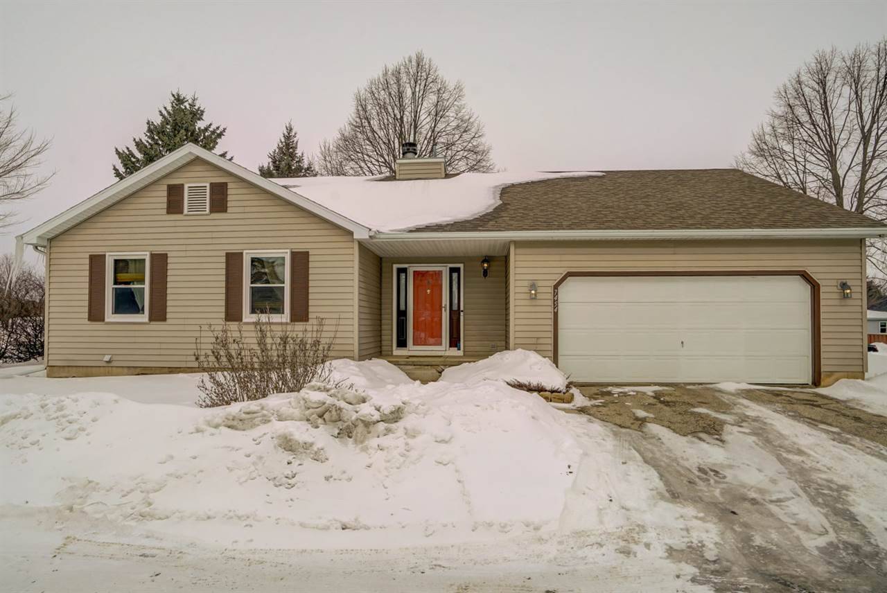 Madison, WI 53719,7454 W Valley Ridge Dr