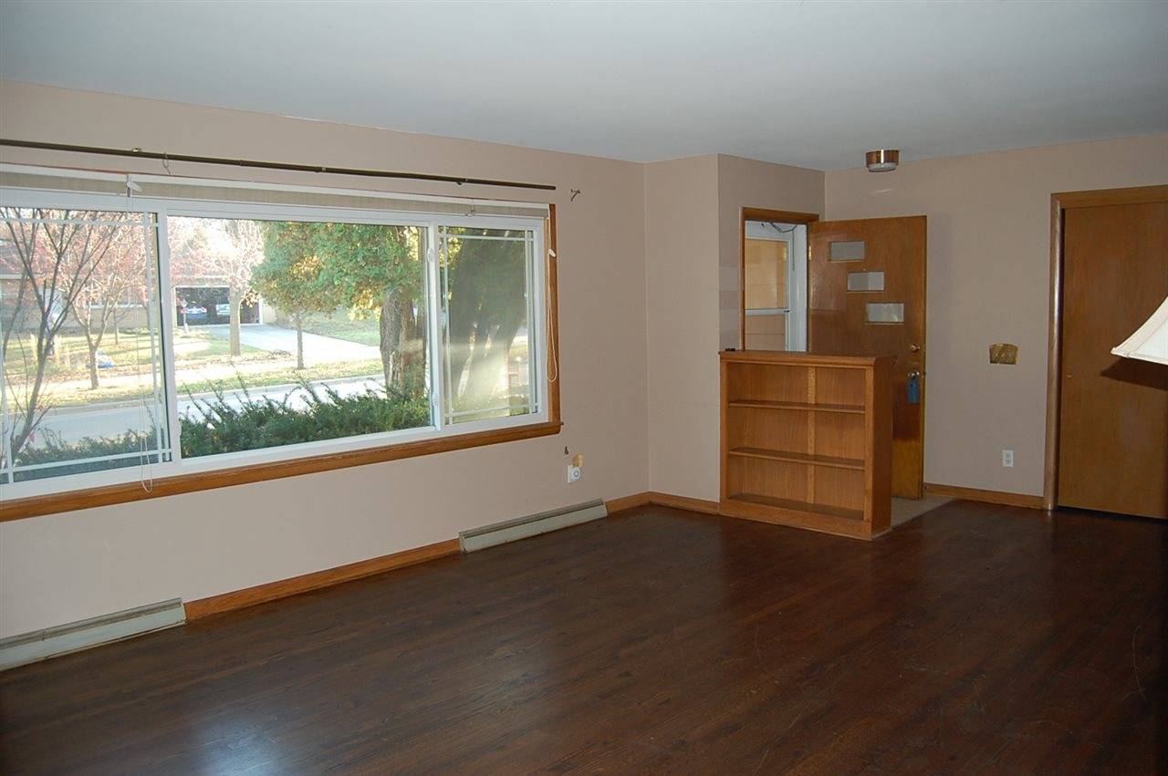 Madison, WI 53705,5102 Regent St