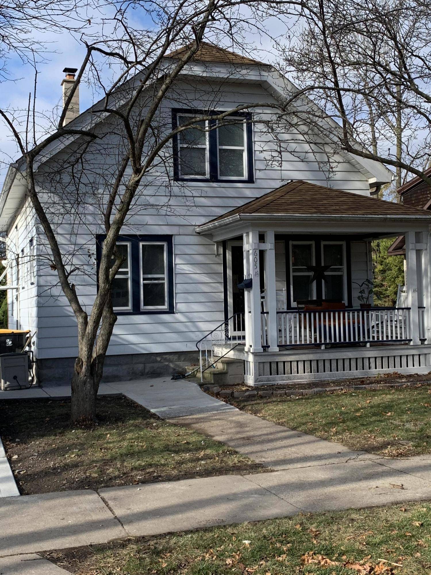 Wauwatosa, WI 53213,605 N 62nd St